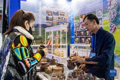 創(chuàng)意云南2021文化產(chǎn)業(yè)博覽會(huì)在昆明開(kāi)幕